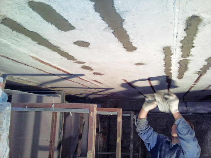 Реставрация плит. Потолок плиты перекрытия. Восстановление плиты перекрытия. Восстановление защитного слоя плиты перекрытия. Капремонт +железобетонные перекрытия.